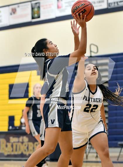 Thumbnail 2 in Vista del Lago vs. West Park (Rumble on the River) photogallery.