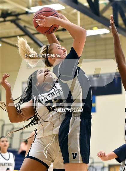 Thumbnail 3 in Vista del Lago vs. West Park (Rumble on the River) photogallery.
