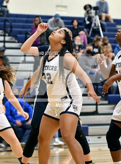 Thumbnail 1 in Vista del Lago vs. West Park (Rumble on the River) photogallery.
