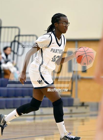 Thumbnail 3 in Vista del Lago vs. West Park (Rumble on the River) photogallery.