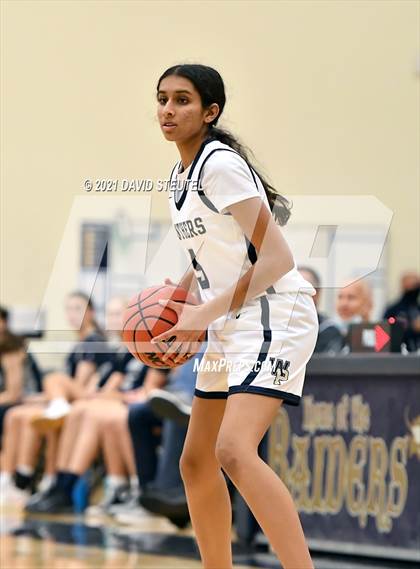 Thumbnail 2 in Vista del Lago vs. West Park (Rumble on the River) photogallery.