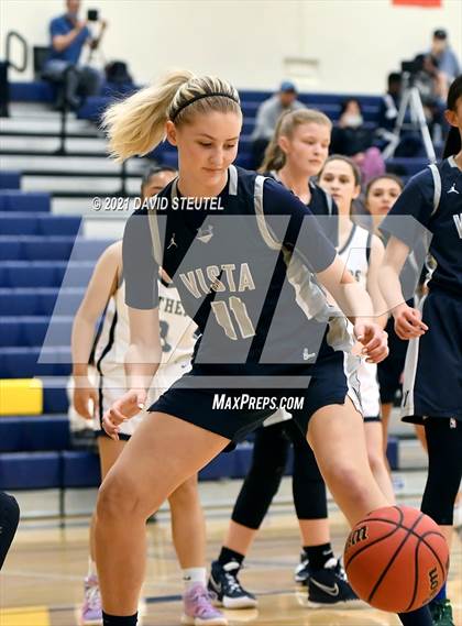 Thumbnail 2 in Vista del Lago vs. West Park (Rumble on the River) photogallery.