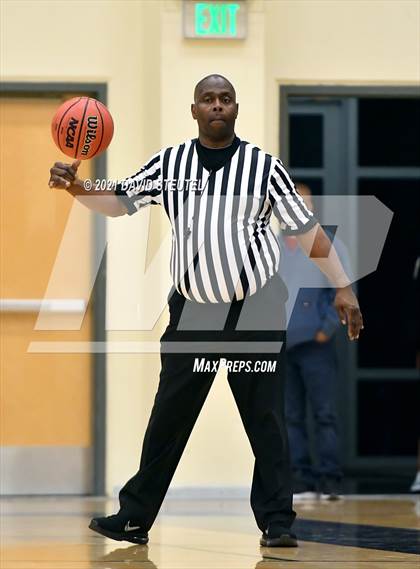 Thumbnail 3 in Vista del Lago vs. West Park (Rumble on the River) photogallery.