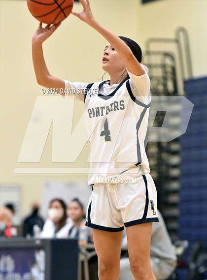 Thumbnail 2 in Vista del Lago vs. West Park (Rumble on the River) photogallery.