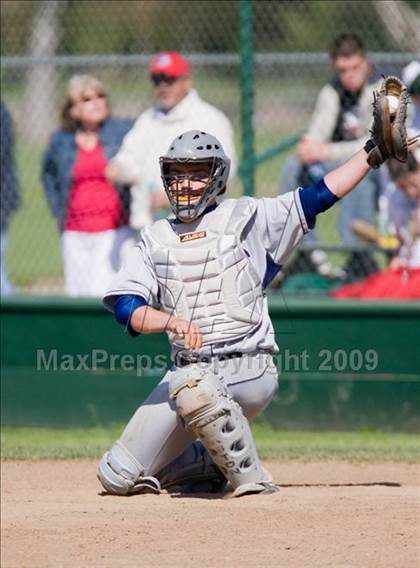 Thumbnail 2 in Redwood Christian vs. Ceres photogallery.