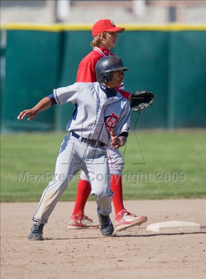 Thumbnail 3 in Redwood Christian vs. Ceres photogallery.