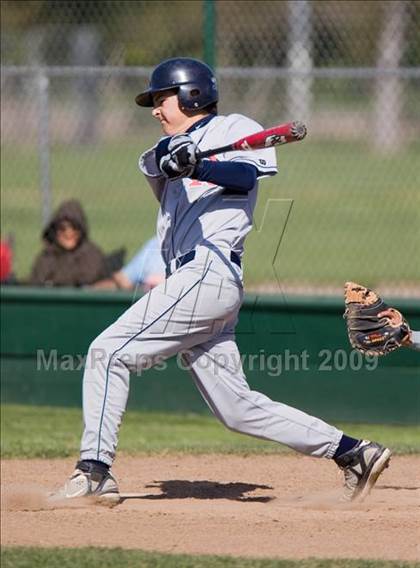Thumbnail 2 in Redwood Christian vs. Ceres photogallery.