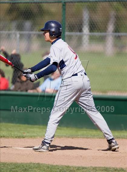 Thumbnail 3 in Redwood Christian vs. Ceres photogallery.