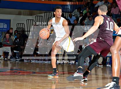 Thumbnail 2 in St. Frances Academy vs. St. Benedict's Prep (Chick-Fil-A Classic) photogallery.