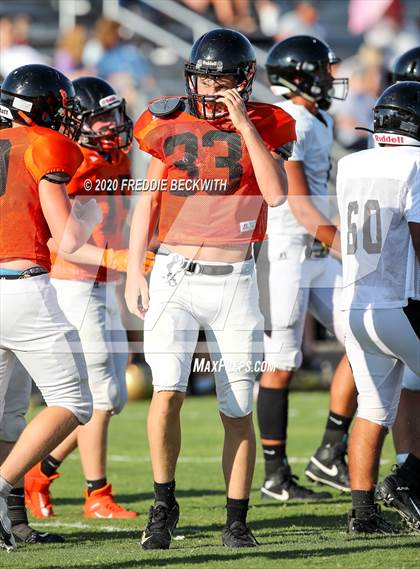 Thumbnail 3 in Howe vs. Tom Bean (scrimmage) photogallery.