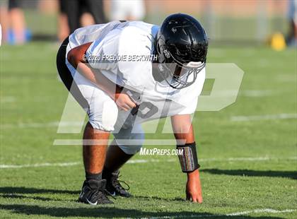 Thumbnail 1 in Howe vs. Tom Bean (scrimmage) photogallery.