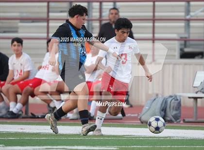 Thumbnail 1 in Juarez-Lincoln vs. Porter (UIL Boys Soccer 5A D2 Bi-District) photogallery.