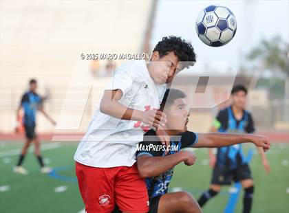 Thumbnail 2 in Juarez-Lincoln vs. Porter (UIL Boys Soccer 5A D2 Bi-District) photogallery.