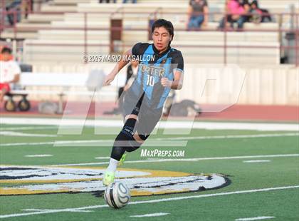 Thumbnail 3 in Juarez-Lincoln vs. Porter (UIL Boys Soccer 5A D2 Bi-District) photogallery.