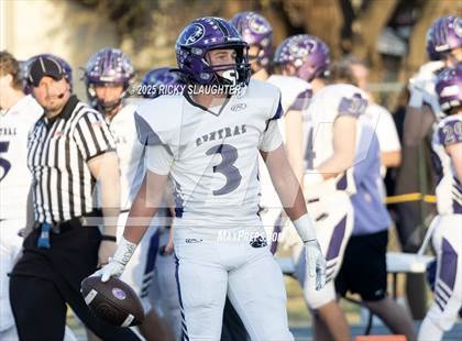 Thumbnail 2 in Breese Central vs. Cahokia (IHSA 4A Second Round) photogallery.
