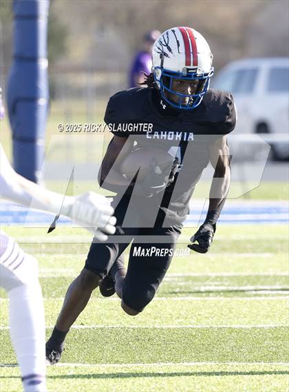 Thumbnail 3 in Breese Central vs. Cahokia (IHSA 4A Second Round) photogallery.