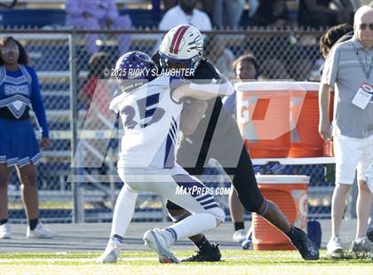 Thumbnail 1 in Breese Central vs. Cahokia (IHSA 4A Second Round) photogallery.