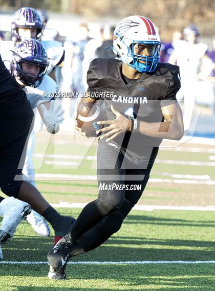 Thumbnail 2 in Breese Central vs. Cahokia (IHSA 4A Second Round) photogallery.