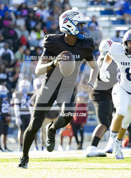 Thumbnail 1 in Breese Central vs. Cahokia (IHSA 4A Second Round) photogallery.