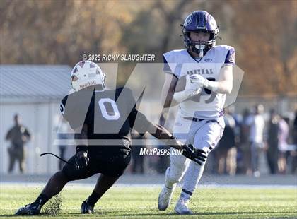 Thumbnail 1 in Breese Central vs. Cahokia (IHSA 4A Second Round) photogallery.