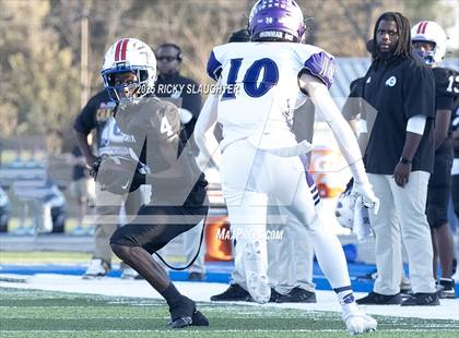 Thumbnail 2 in Breese Central vs. Cahokia (IHSA 4A Second Round) photogallery.