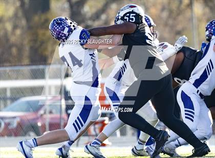 Thumbnail 1 in Breese Central vs. Cahokia (IHSA 4A Second Round) photogallery.