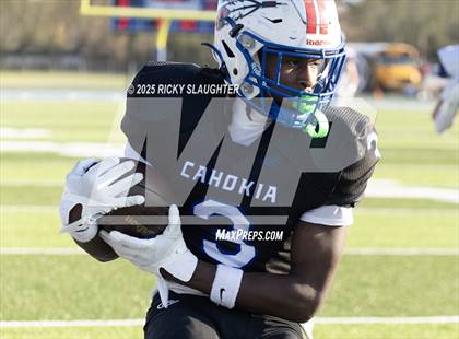 Thumbnail 3 in Breese Central vs. Cahokia (IHSA 4A Second Round) photogallery.