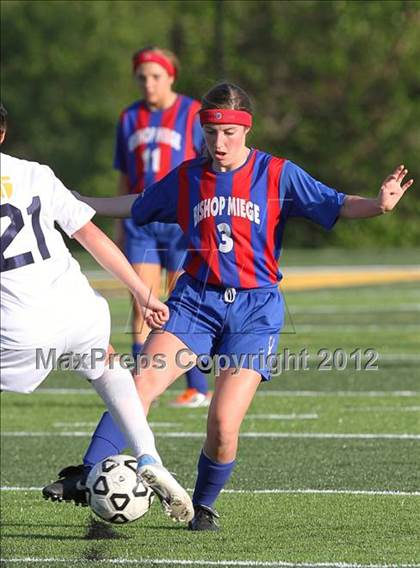 Thumbnail 3 in Bishop Miege @ Aquinas photogallery.