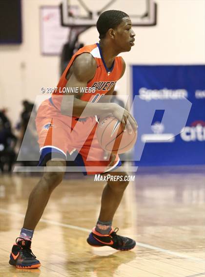 Thumbnail 2 in St. Anthony vs St. Raymond (SNY Invitational) photogallery.