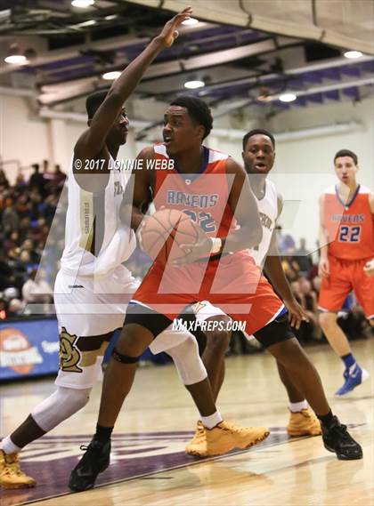 Thumbnail 2 in St. Anthony vs St. Raymond (SNY Invitational) photogallery.