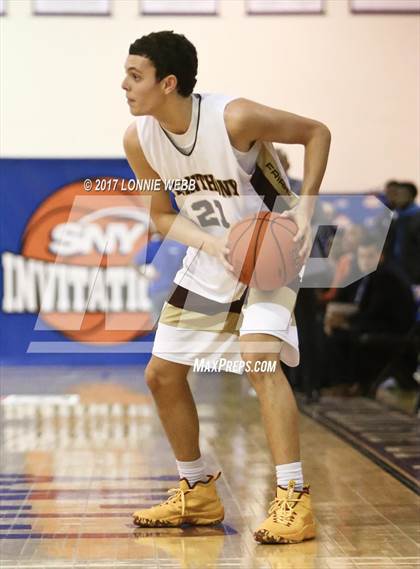 Thumbnail 2 in St. Anthony vs St. Raymond (SNY Invitational) photogallery.
