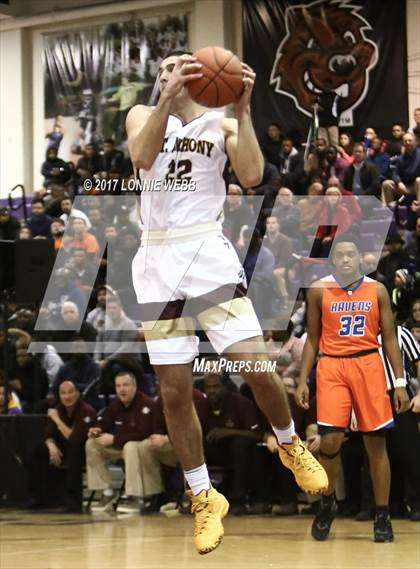 Thumbnail 3 in St. Anthony vs St. Raymond (SNY Invitational) photogallery.