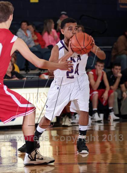 Thumbnail 3 in King's Academy vs. Scott (Seymour Christmas Classic) photogallery.