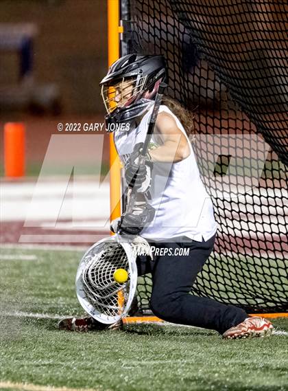 Thumbnail 1 in Folsom @ Whitney photogallery.