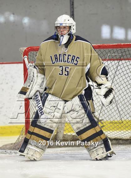 Thumbnail 3 in Notre Dame Catholic @ Xavier photogallery.