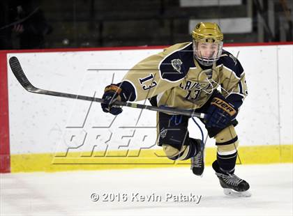 Thumbnail 2 in Notre Dame Catholic @ Xavier photogallery.