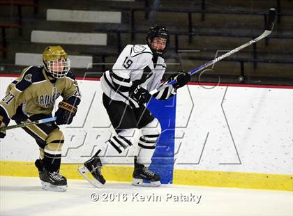Thumbnail 1 in Notre Dame Catholic @ Xavier photogallery.