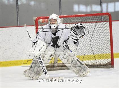 Thumbnail 1 in Notre Dame Catholic @ Xavier photogallery.