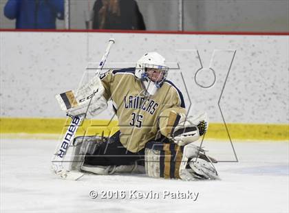 Thumbnail 1 in Notre Dame Catholic @ Xavier photogallery.