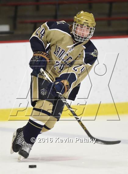 Thumbnail 3 in Notre Dame Catholic @ Xavier photogallery.