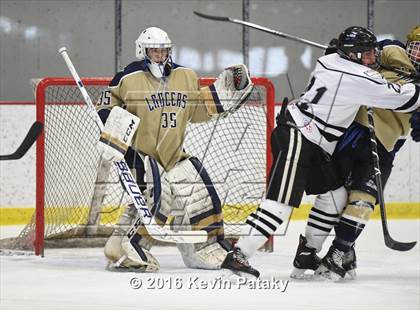 Thumbnail 3 in Notre Dame Catholic @ Xavier photogallery.