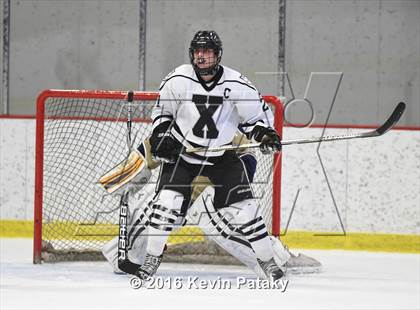 Thumbnail 2 in Notre Dame Catholic @ Xavier photogallery.
