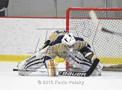 Thumbnail 1 in Notre Dame Catholic @ Xavier photogallery.