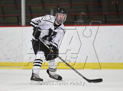 Thumbnail 3 in Notre Dame Catholic @ Xavier photogallery.