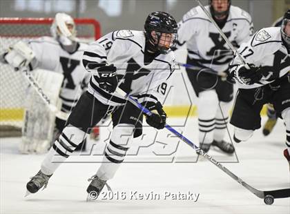 Thumbnail 1 in Notre Dame Catholic @ Xavier photogallery.