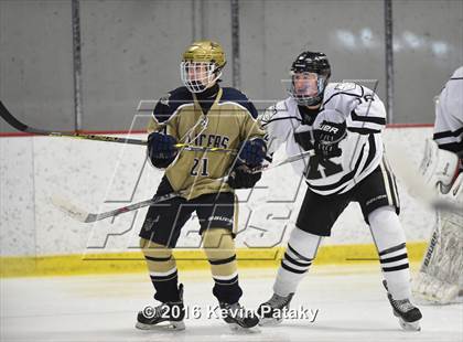 Thumbnail 2 in Notre Dame Catholic @ Xavier photogallery.