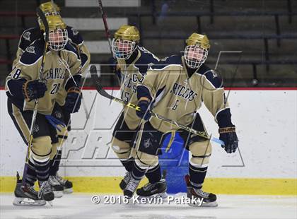 Thumbnail 3 in Notre Dame Catholic @ Xavier photogallery.