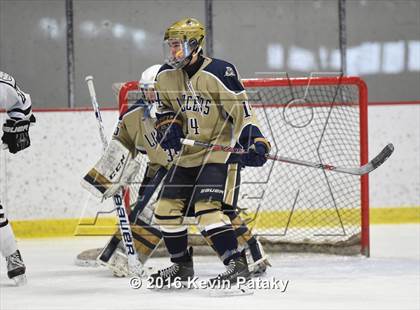 Thumbnail 3 in Notre Dame Catholic @ Xavier photogallery.