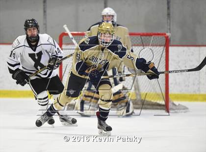Thumbnail 3 in Notre Dame Catholic @ Xavier photogallery.