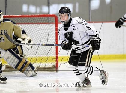 Thumbnail 1 in Notre Dame Catholic @ Xavier photogallery.